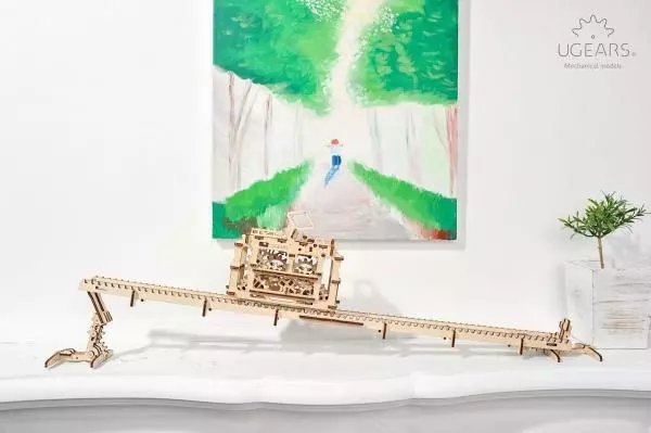 UGEARS Straßenbahn - mechanischer Holzbausatz – Bild 2
