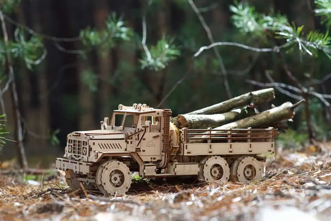 Ugears-70253 Cargo Truck (6) Ugears-70253 Cargo Truck