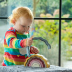 Tickit SiliSoft® Wackelregenbogen – Stapelspiel aus Silikon – Bild 7