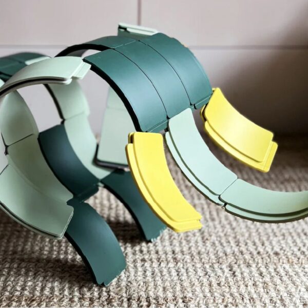 Waytoplay Arches Builder Set – 54AR Bögen aus Recyclingkunststoff für Kinder